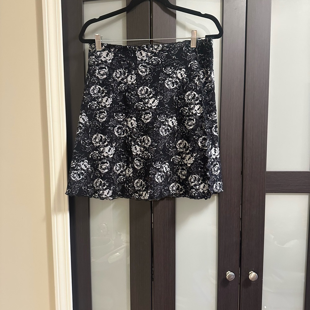 Floral Black and White Women's Skirt stretch